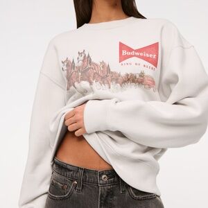 ABERCROMBIE Budweiser Vintage Sunday Crew